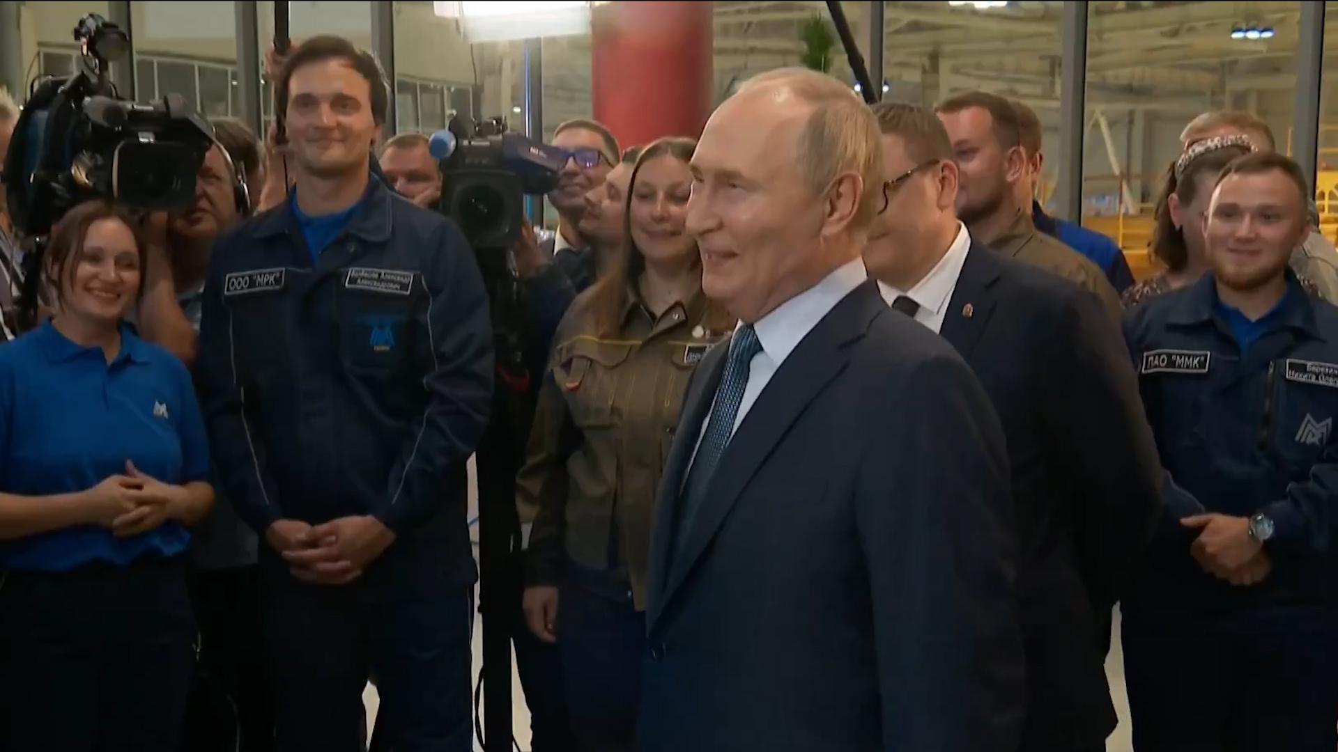 Путин назвал хитрюгой предложившего давать семейную ипотеку авансом