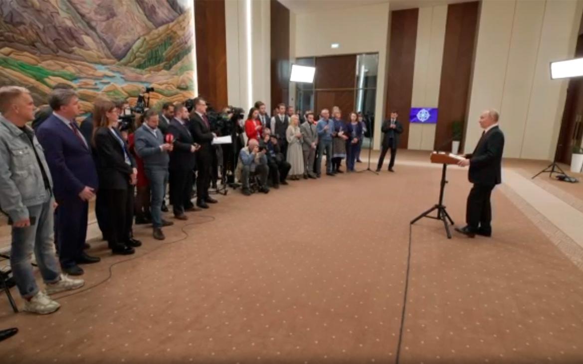 Выступление Путина во время визита в Киргизию. Трансляция