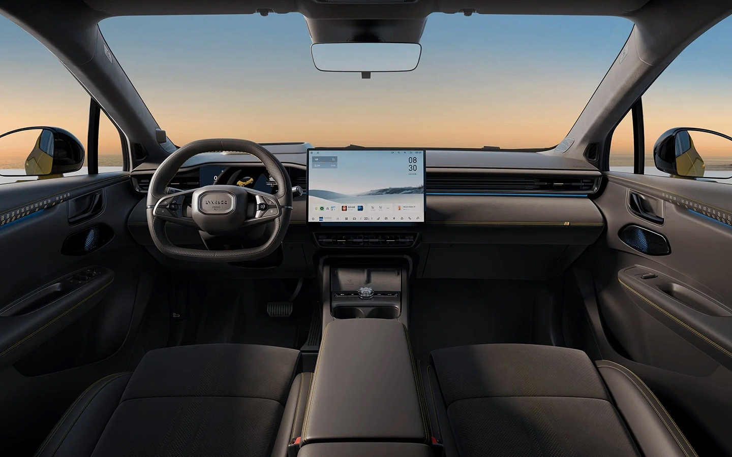 Кроссовер оснащен системой Navigate On Autopilot (NOA), которая как работает на городских улицах, так&nbsp;и автомагистралях