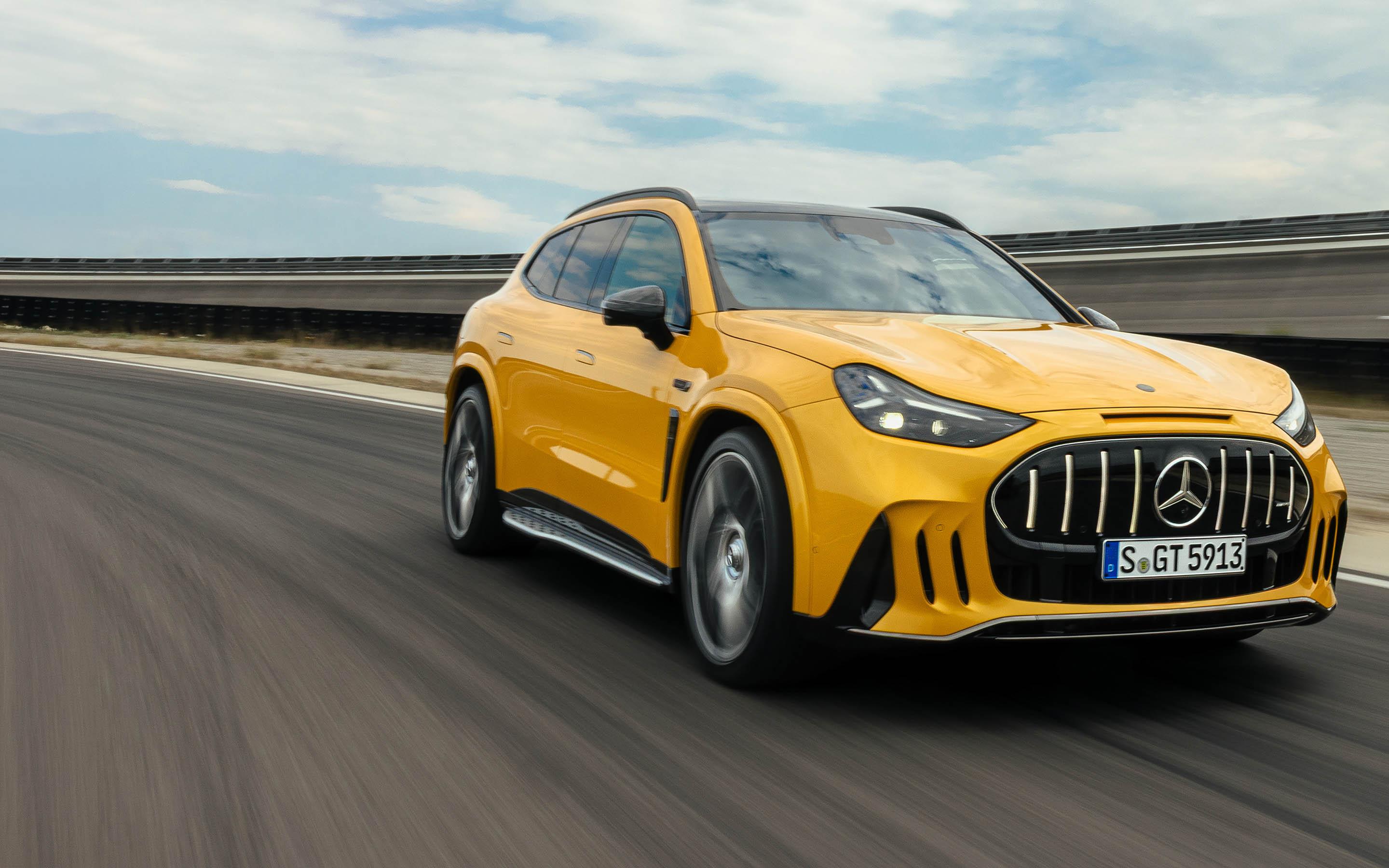 AMG представил кроссовер GT с персональным тренером и искусственным V8