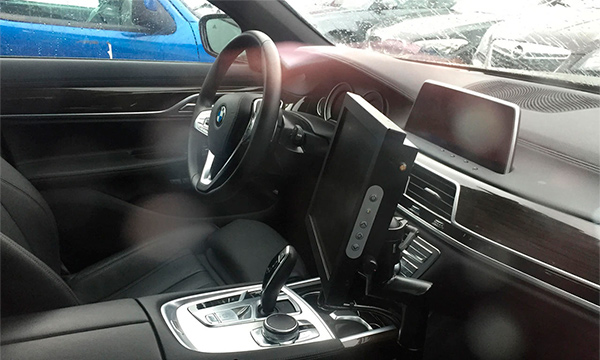 Опубликовано первое изображение салона новой BMW 5-Series 