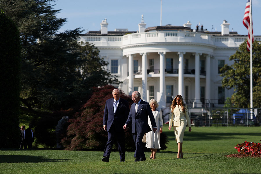 Suzanne Plunkett / Reuters