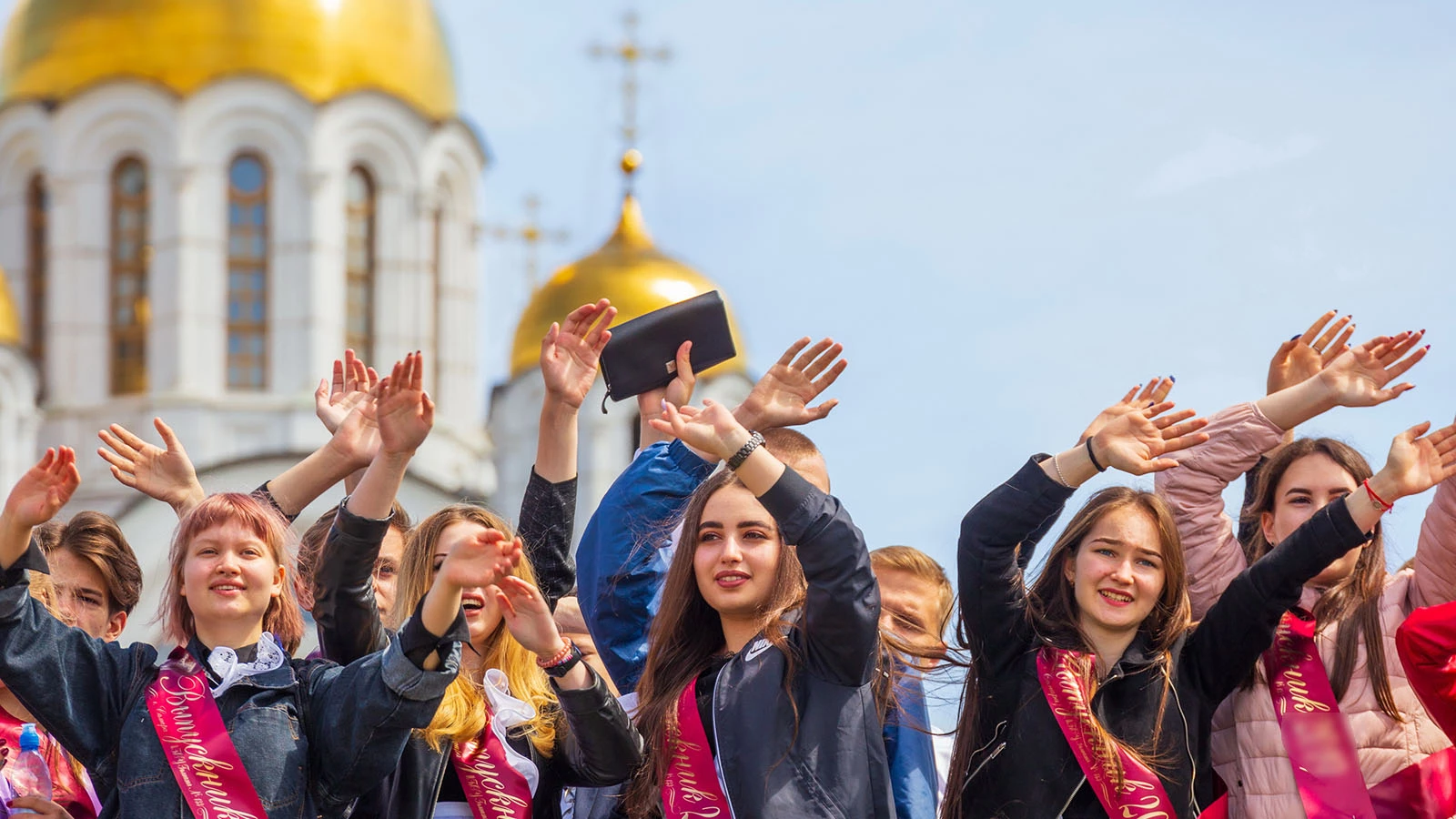 Россияне описали идеальный выпускной. Каким он должен быть