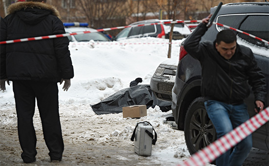 Сотрудники полиции на месте нападения на инкассаторов на Северо-Востоке Москвы&nbsp;


