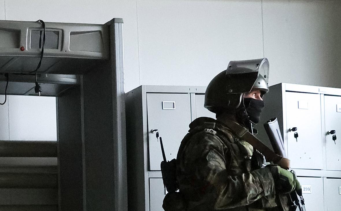 ФСБ задержала исламистов, готовивших взрыв отдела МВД в Пятигорске"/>













