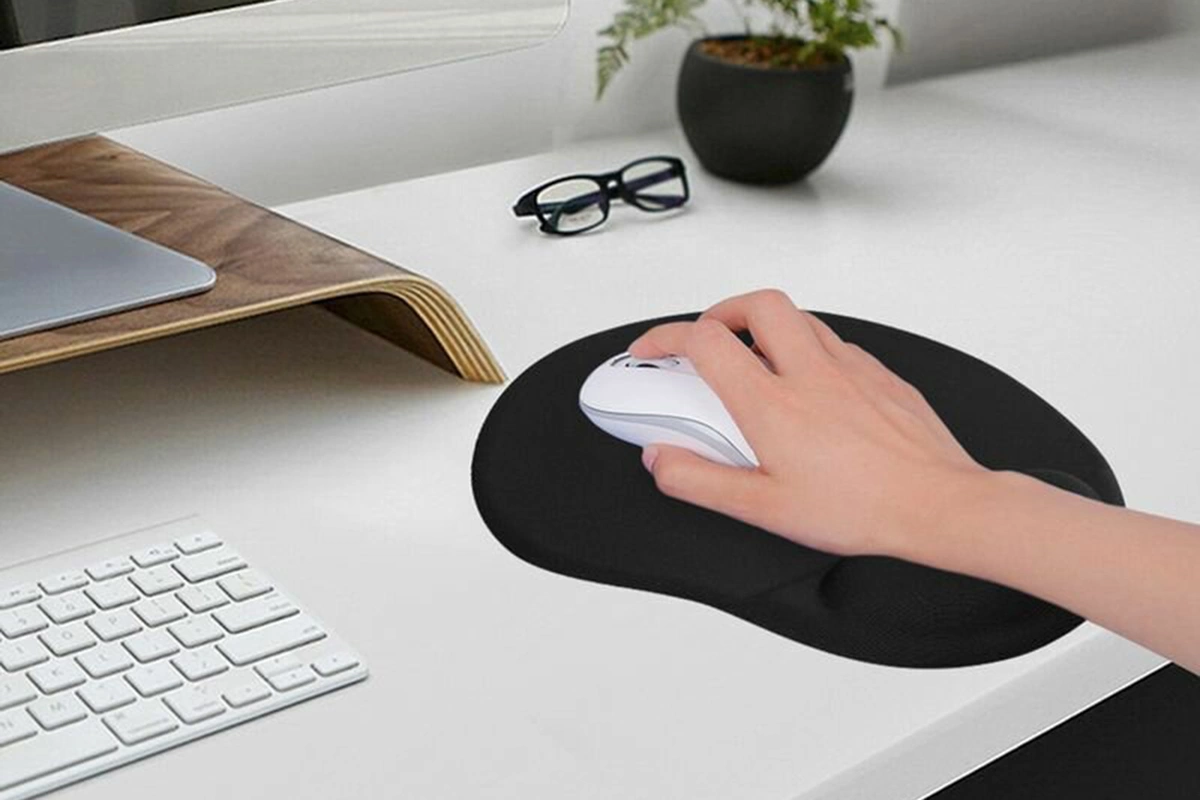 Коврик для мыши с подушкой под запястье