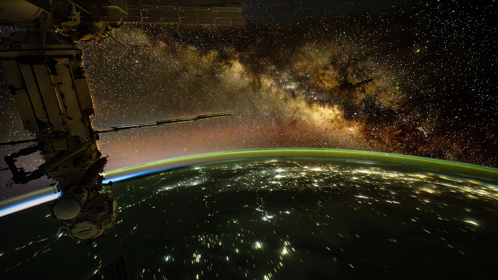Посмотрите на уникальную фотографию Млечного Пути с борта МКС