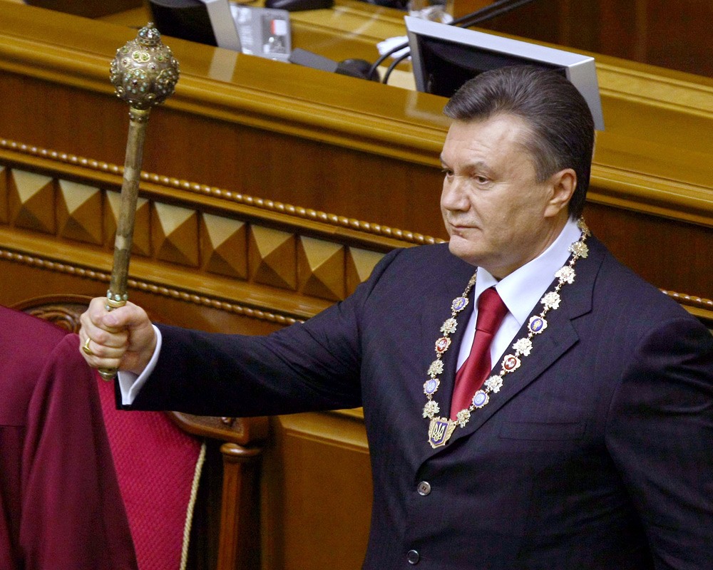 Victor Yanukovych | 4th President of Ukraine Minecraft Skin
