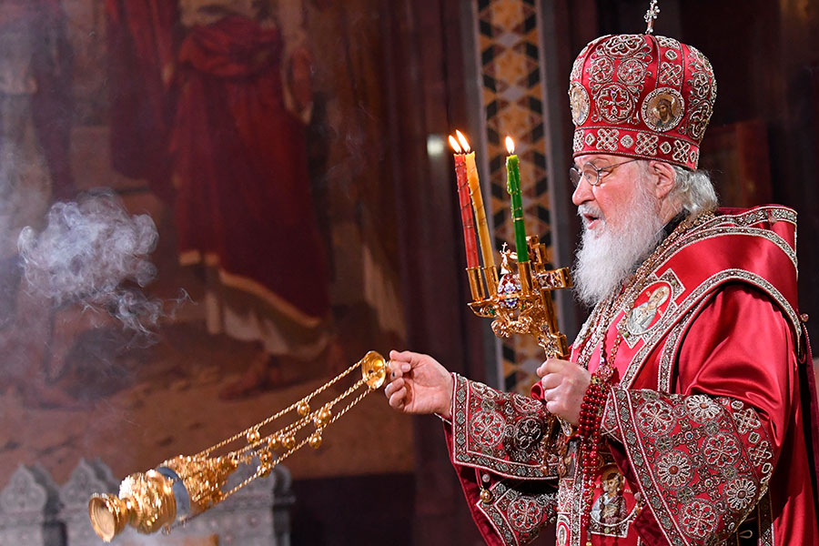 Патриарх Московский и всея Руси Кирилл поздравил верующих с праздником Пасхи и пожелал скорейшего окончания эпидемии коронавирусной инфекции
