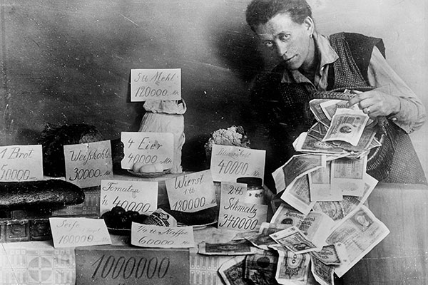 Инфляция в Германии в 1920-х годах&nbsp;достигла 3,2 млн процентов в месяц