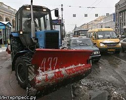 В Петербурге прошел снег: дорожная обстановка осложнена