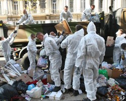 Еврокомиссия призывает Италию покончить с "мусорным кризисом"
