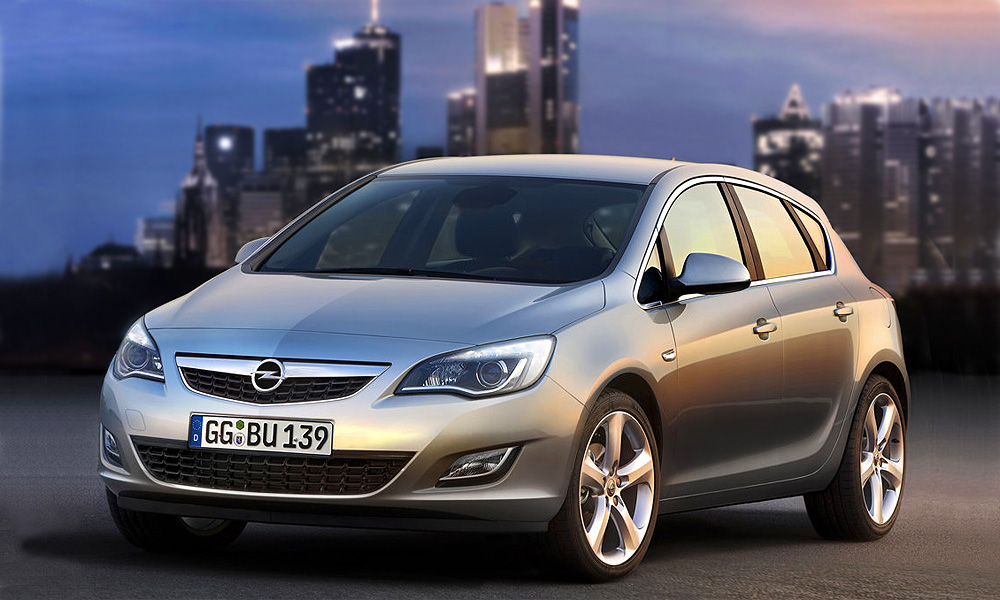 Opel объявил российские цены на обновленный хэтчбек Astra