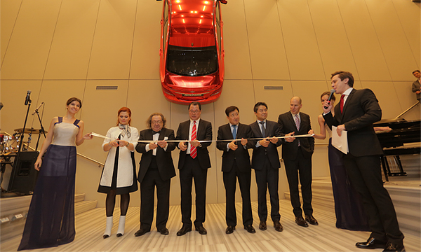 В Москве открылась галерея Hyundai MotorStudio