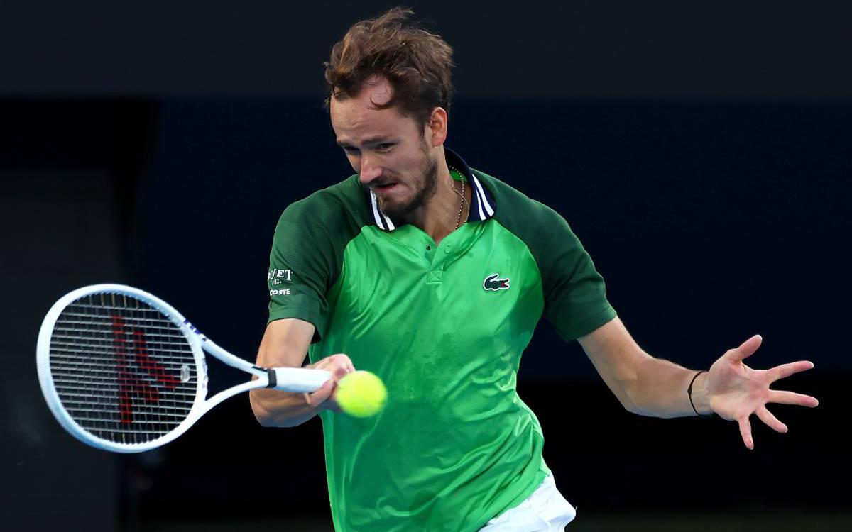 Даниил Медведев выиграл первый сет финала Australian Open у Синнера
