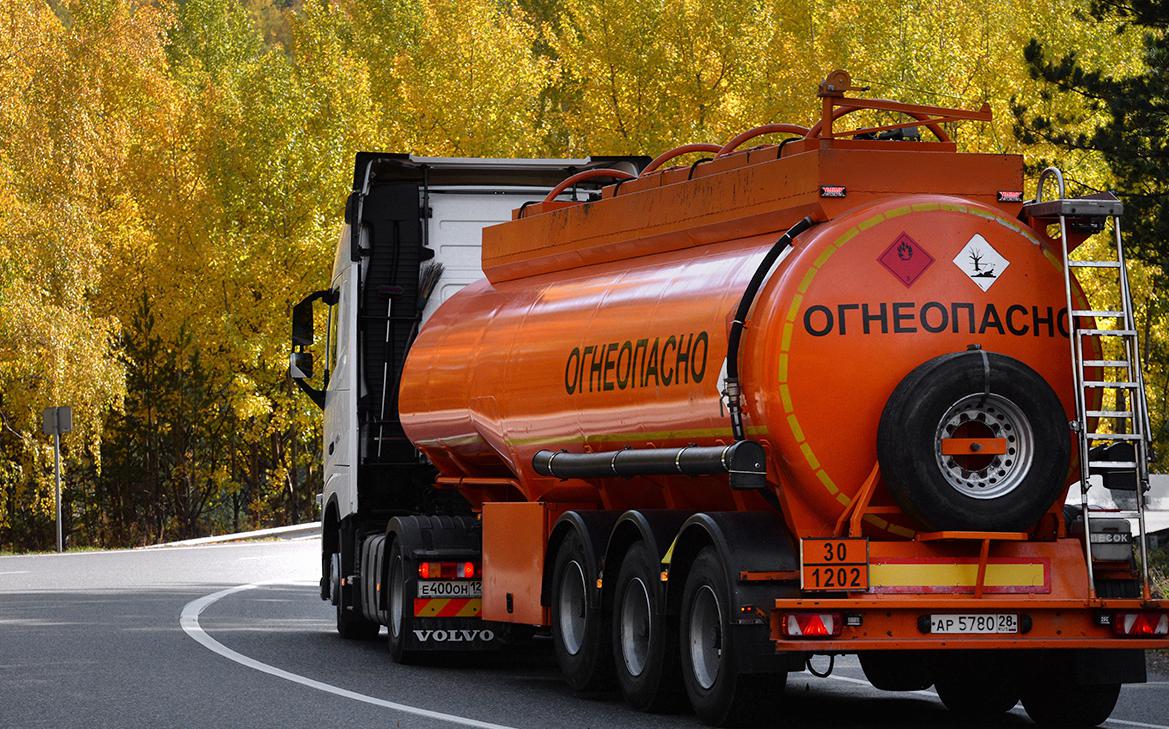 Путин ввел мораторий на обнуление топливного демпфера