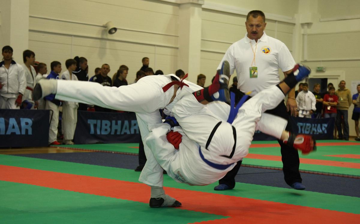 Во время чемпионата ХМАО по рукопашному бою произошла массовая драка