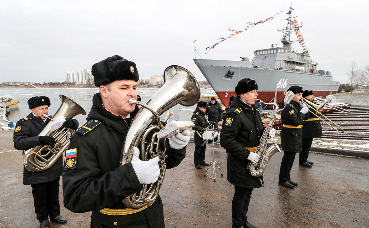Корабль был спущен на воду на Средне-Невском судостроительном заводе в Санкт-Петербурге
