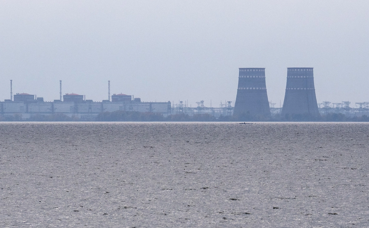 Carl Court / Getty Images