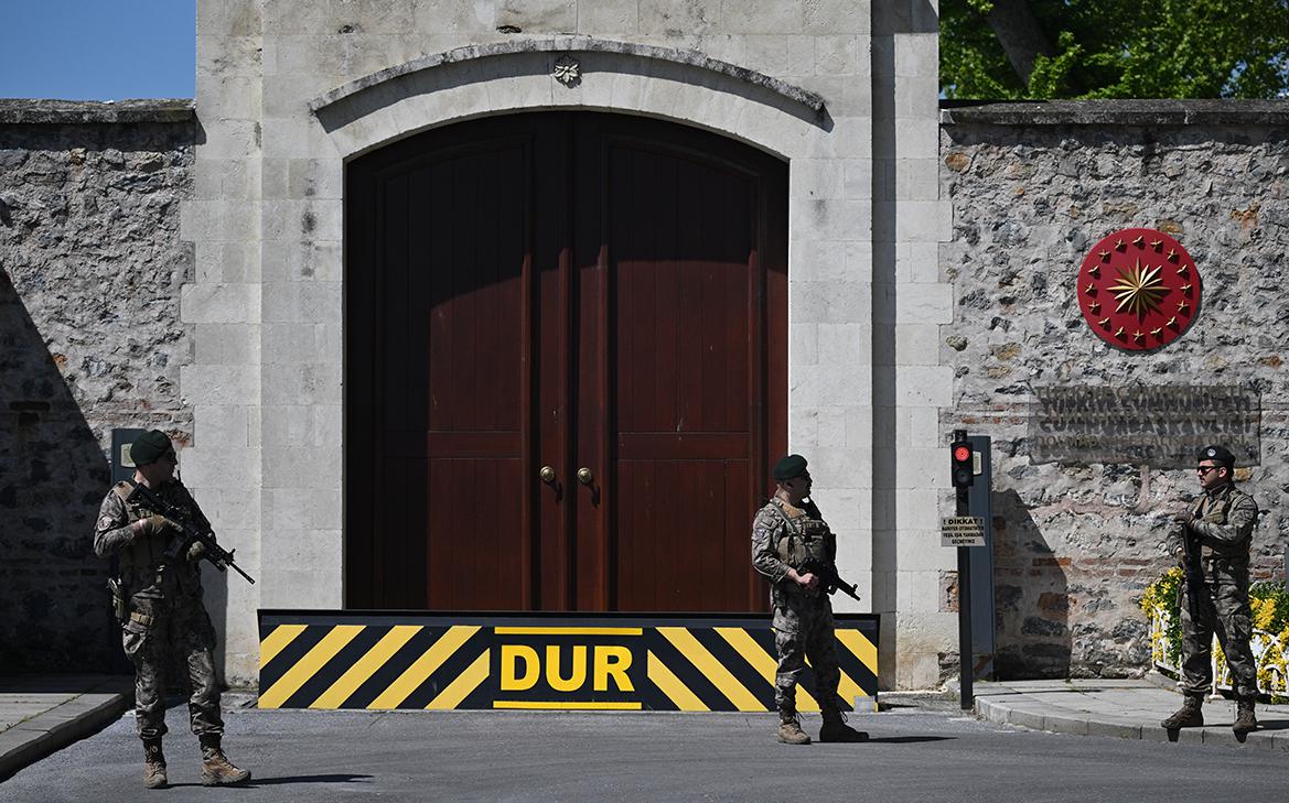 Российская делегация направилась на место переговоров в Стамбуле