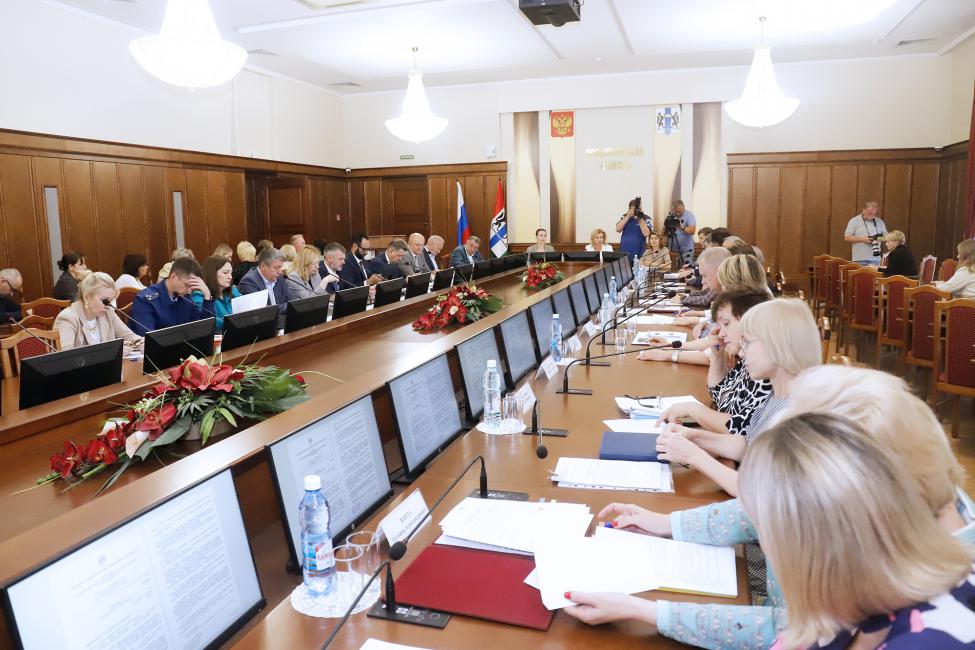 Фото: пресс-служба Заксобрания Новосибирской области