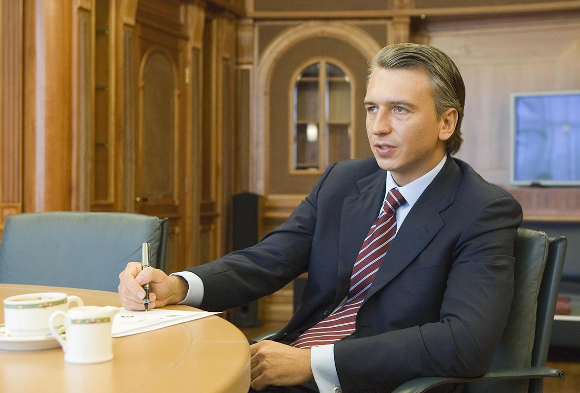 Дюков Александр Валерьевич - президент и председатель совета директоров ОАО Сибур Холдинг