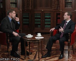 Д.Медведев отказался от "перезагрузки" отношений России и Польши
