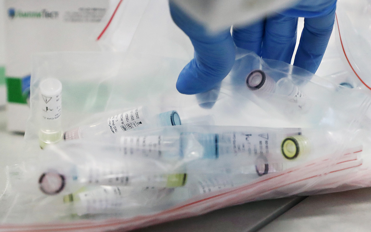 ФМБА подало заявку на регистрацию вакцины против коронавируса «Конвасэл»