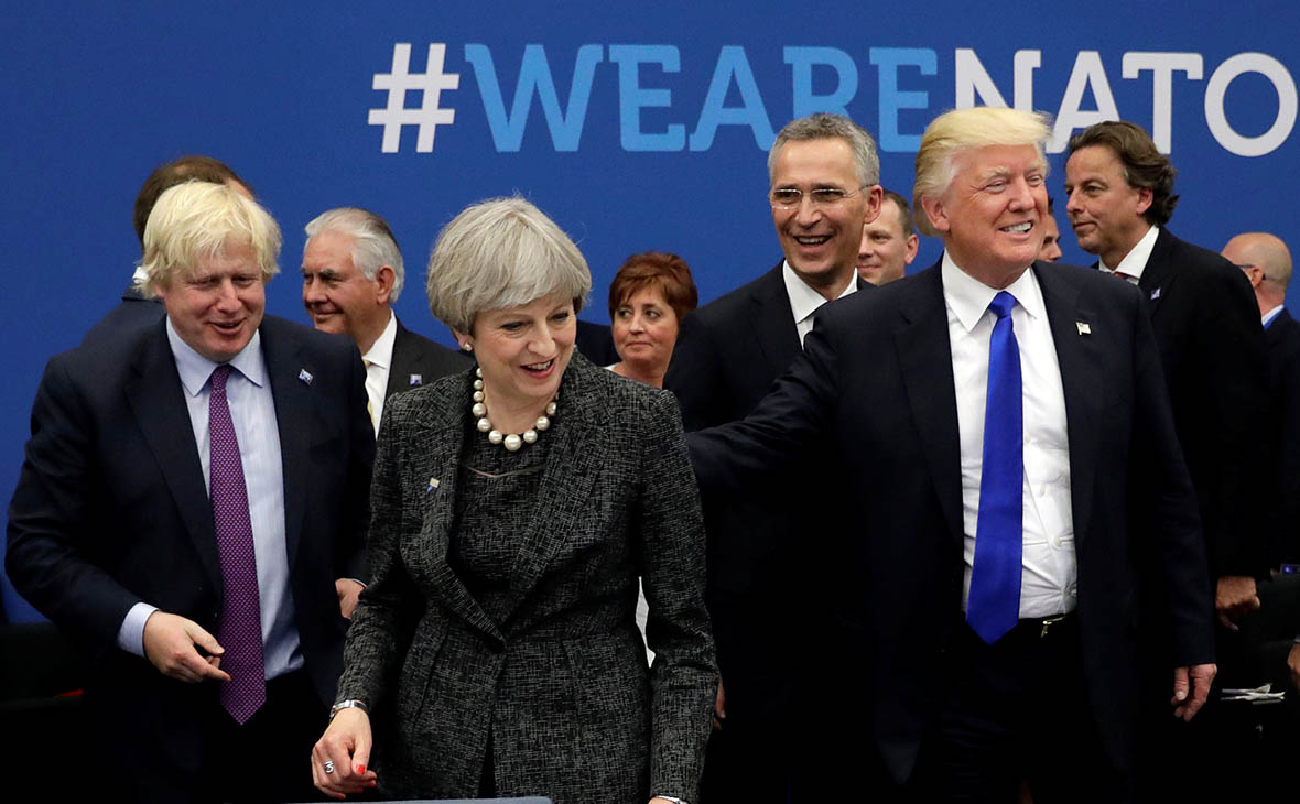 Борис Джонсон, Тереза Мэй и Дональд Трамп на саммите НАТО


