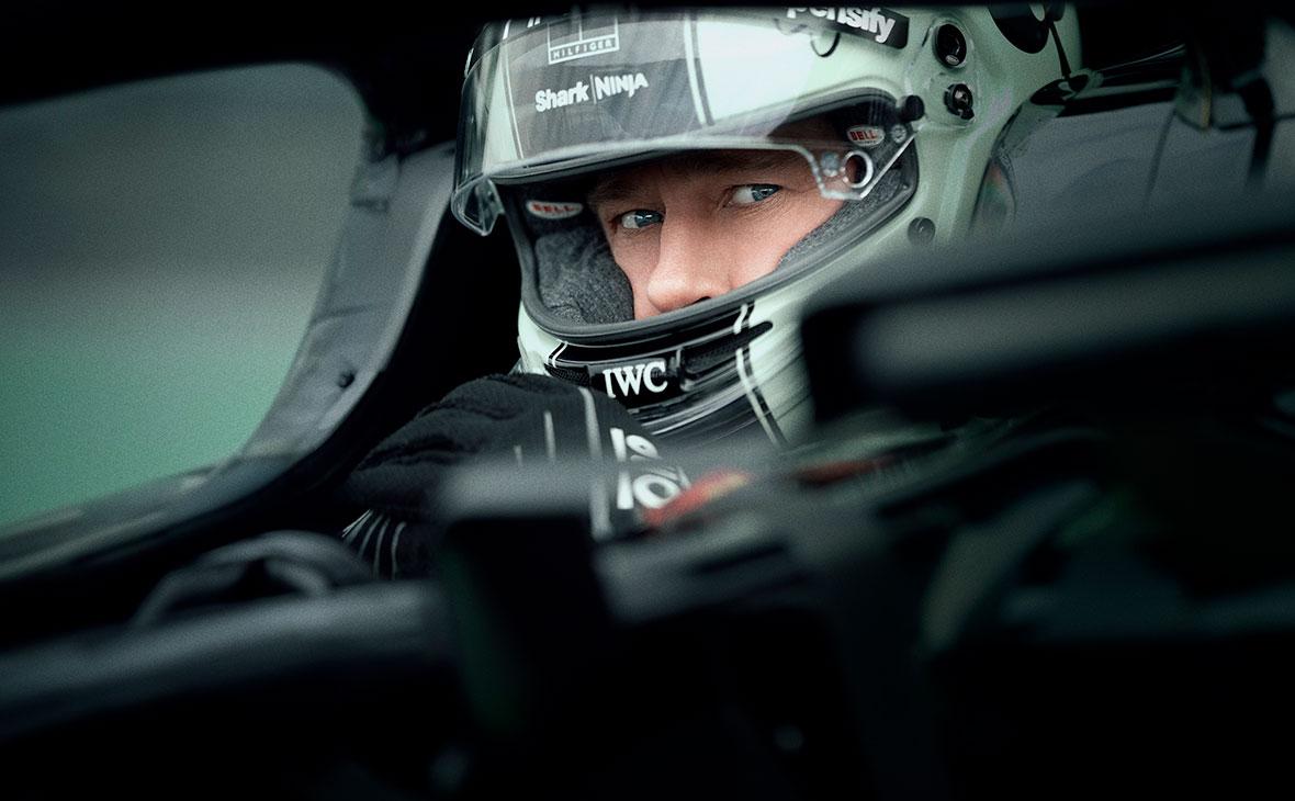 Брэд Питт в фильме &laquo;Формула-1&raquo;, 2025 год