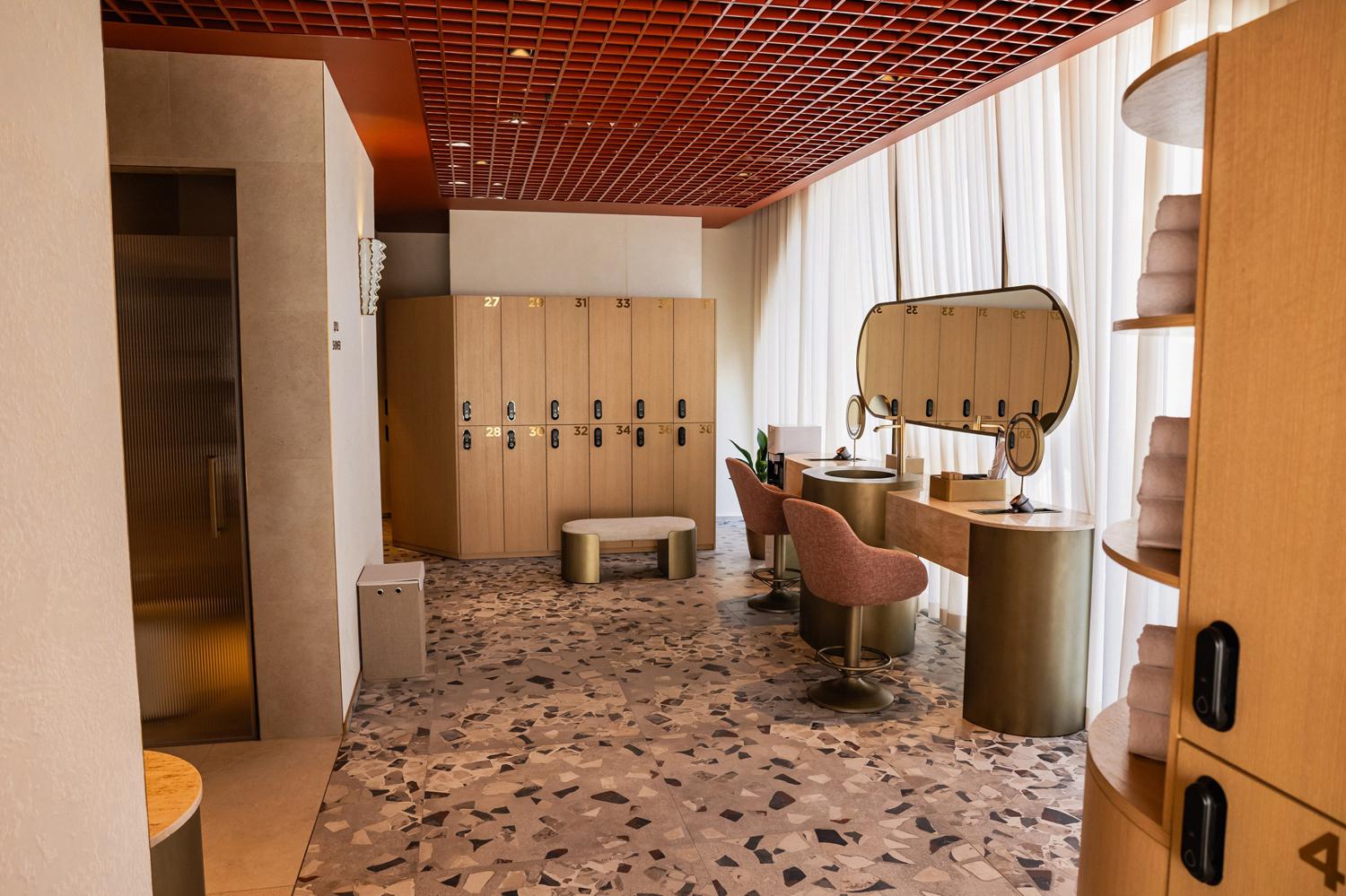 Клуб Crocus Fitness Кутузовский в жилом комплексе «Поклонная 9»