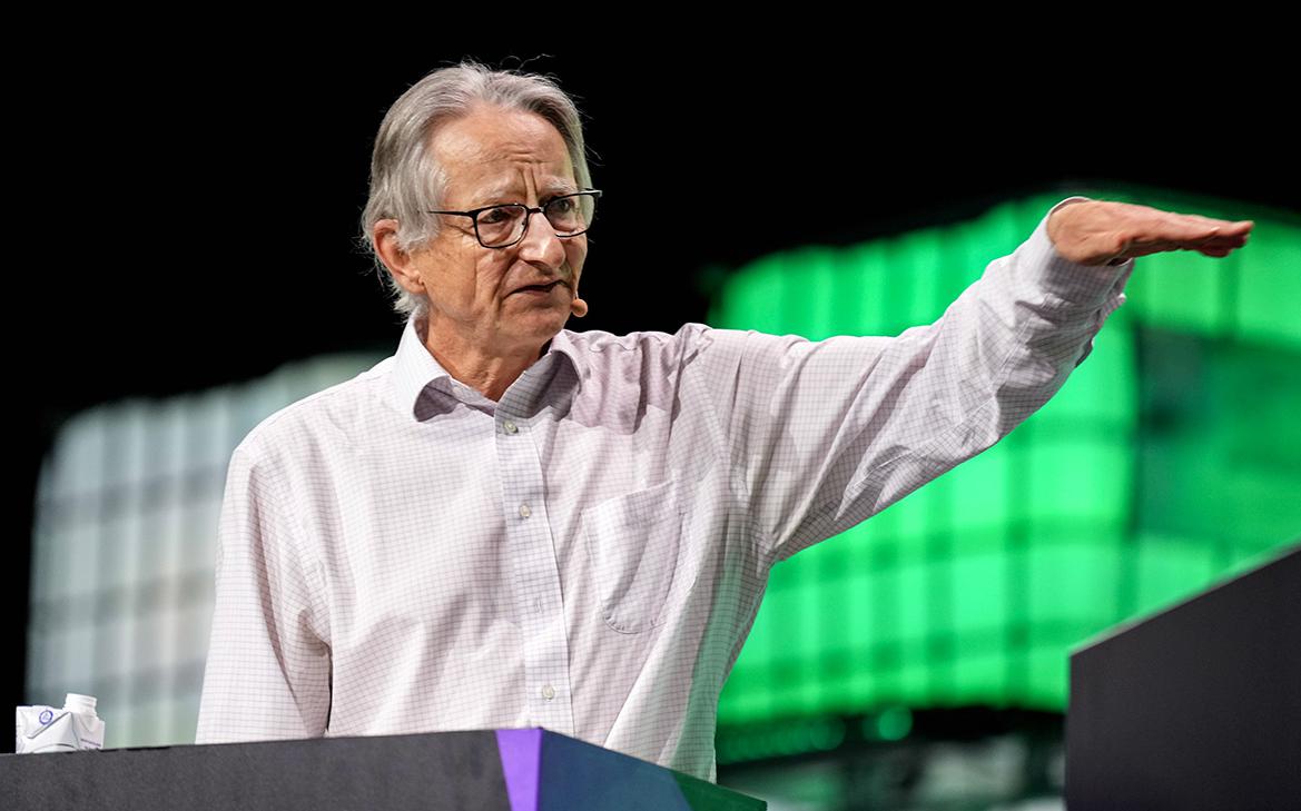 «Крестный отец» ИИ рассказал, когда компьютер превзойдет человека