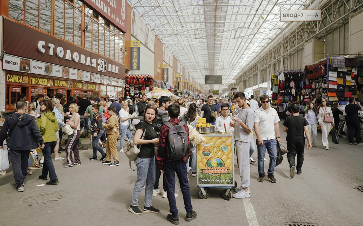 Что произошло на садоводе. На рынке. Рынок Москва. Ярмарка Москва рынок. Садовод рынок.