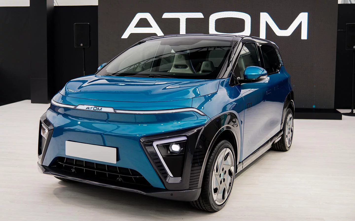 Atom 
