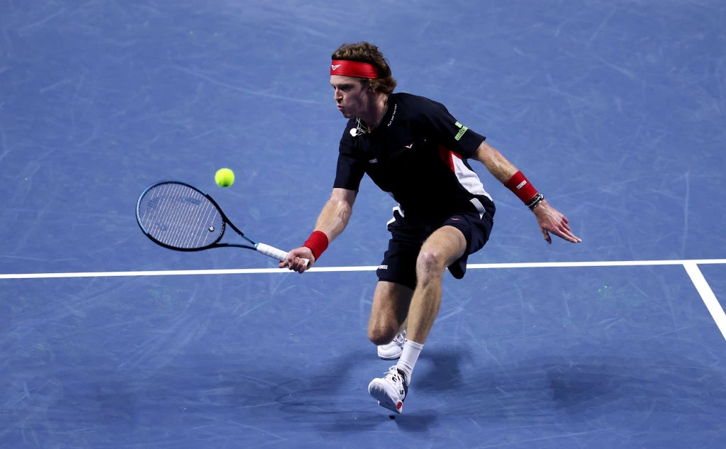  Julian Finney / Getty Images