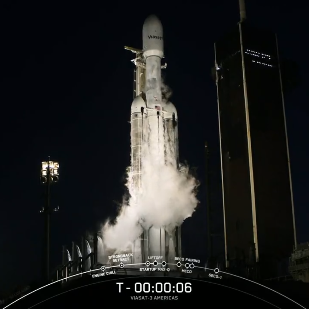 Ракета SpaceX с интернет-спутником массой более 6 т стартовала на орбиту