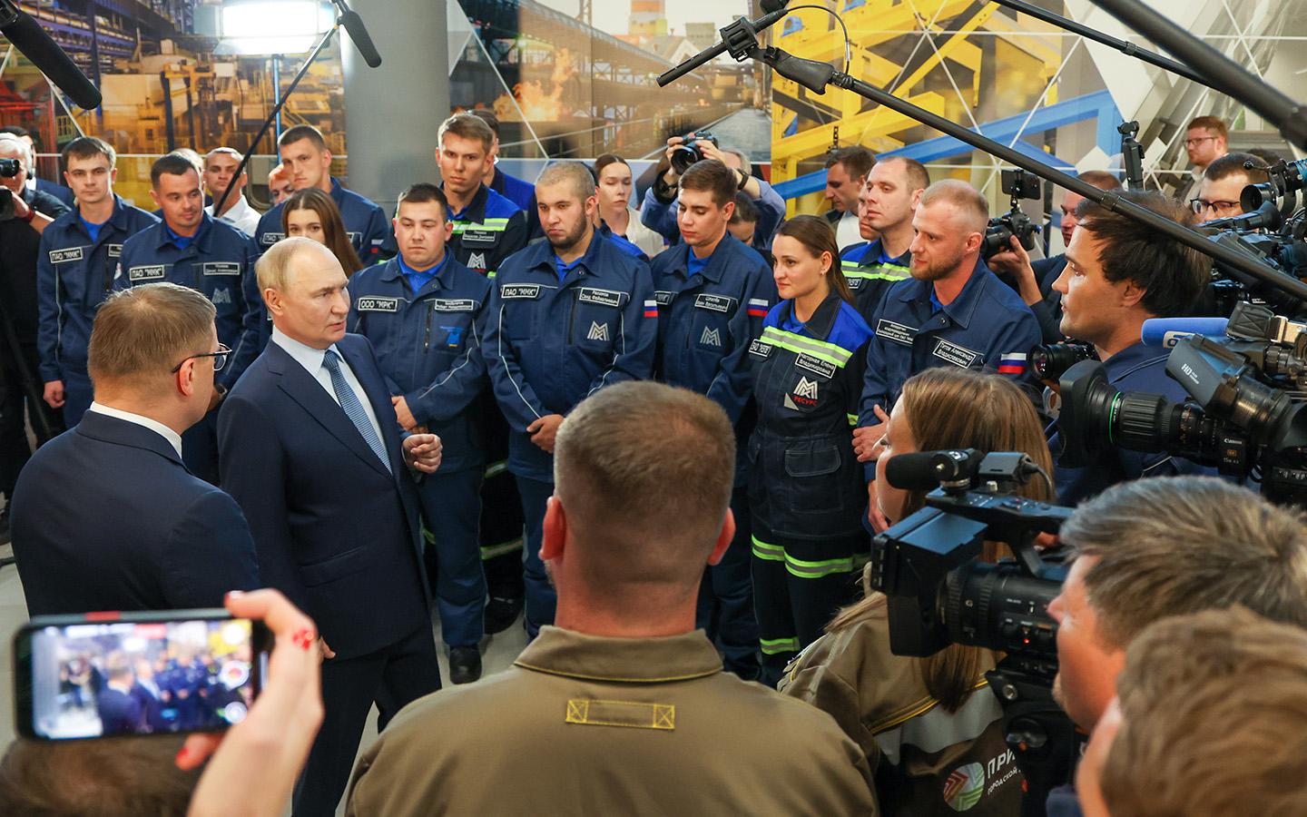 Путин рассказал, как должны работать меры поддержки автопрома в России