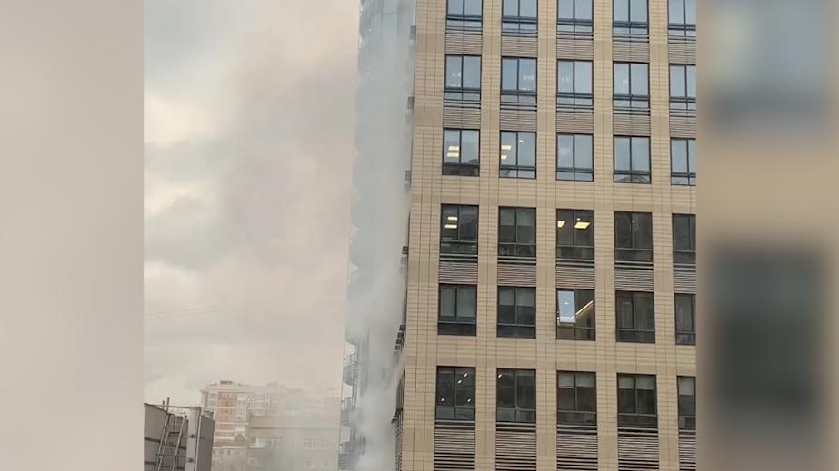 Из отеля Radisson Blue в Москве из-за задымления эвакуировали 400 человек