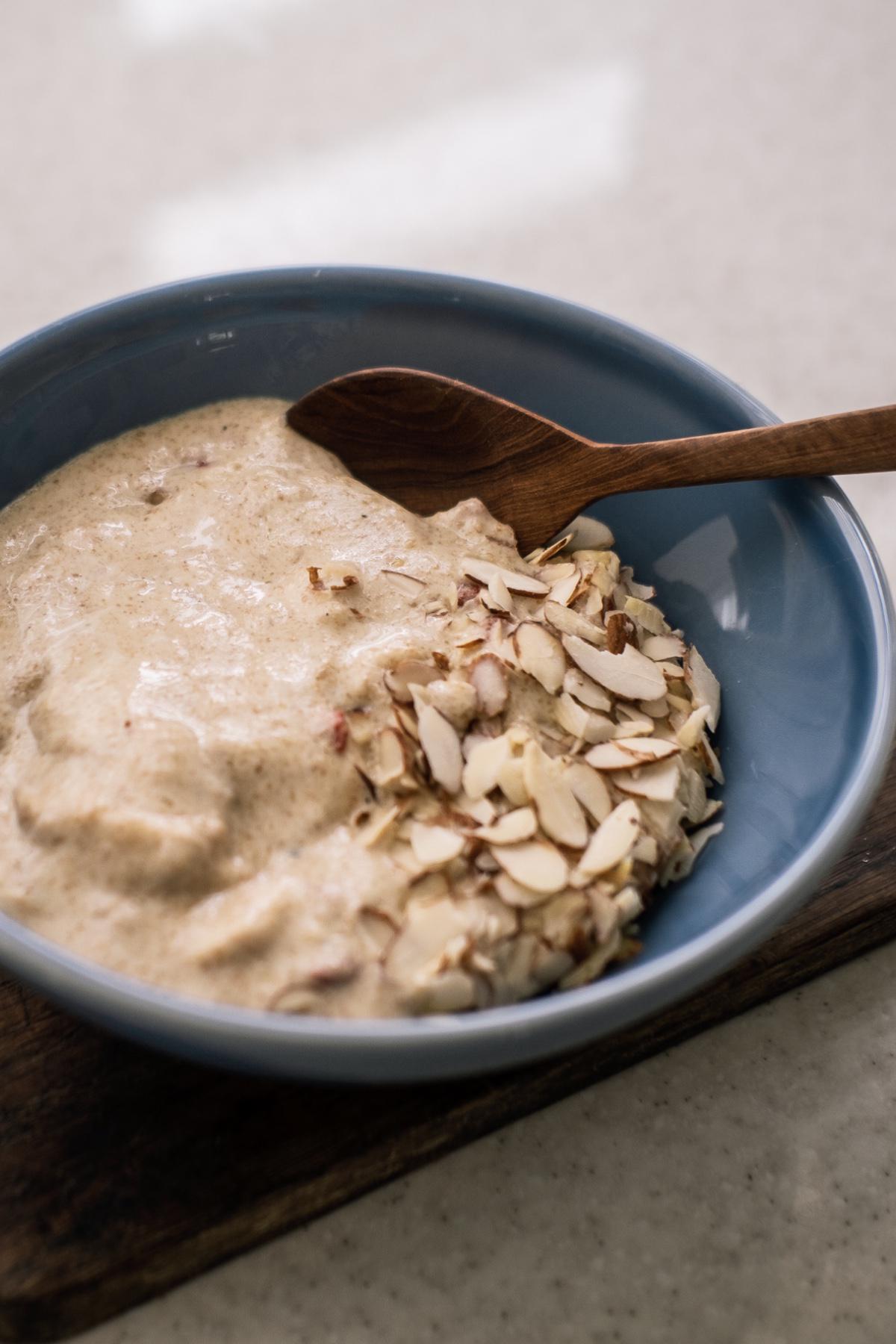 Льняная каша — это диетический продукт, который делают из молотого льняного семени или жмыха