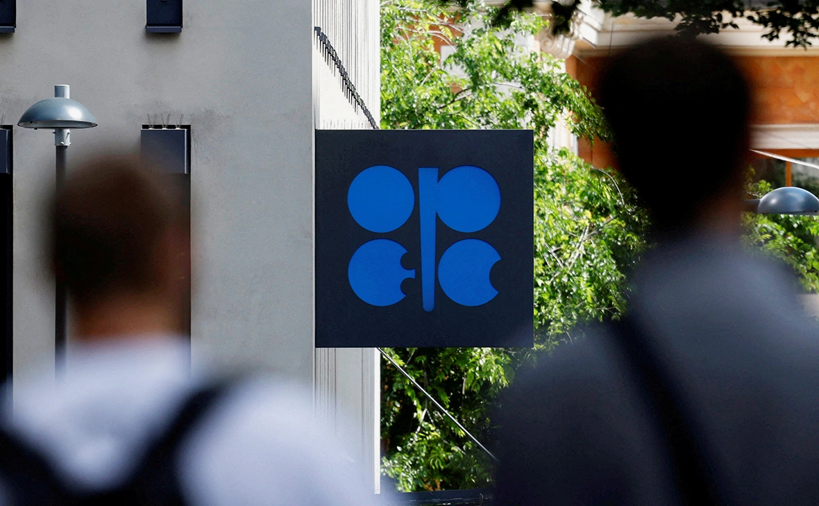 Leonhard Foeger / Reuters