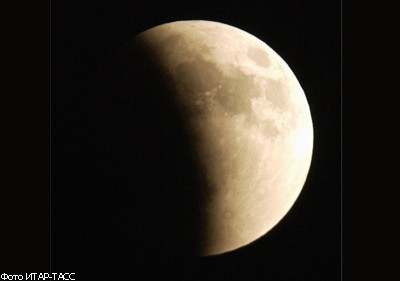 Лунное затмение - второе за 2010 лет