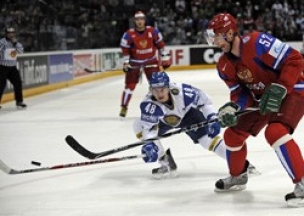 Российские хоккеисты уверенно переиграли Казахстан. ВИДЕО