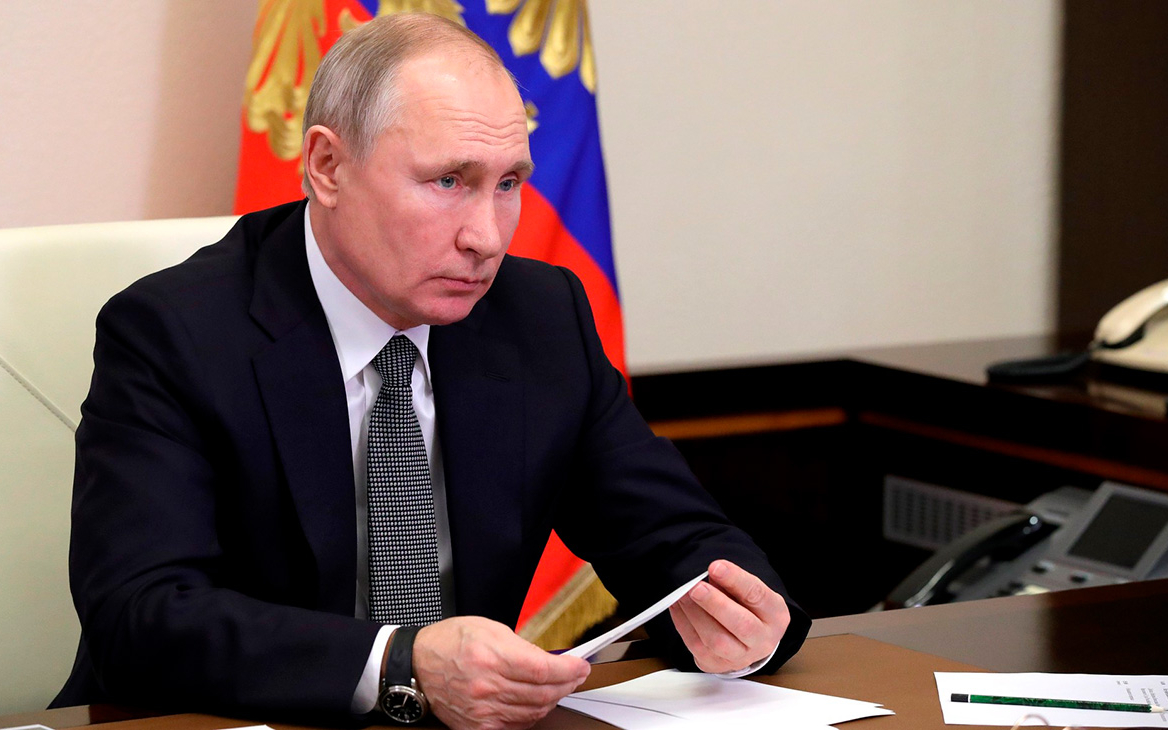 Путин предостерег от «игр в статистику» из-за зарплат бюджетников