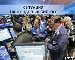 Российский рынок вяло снижается