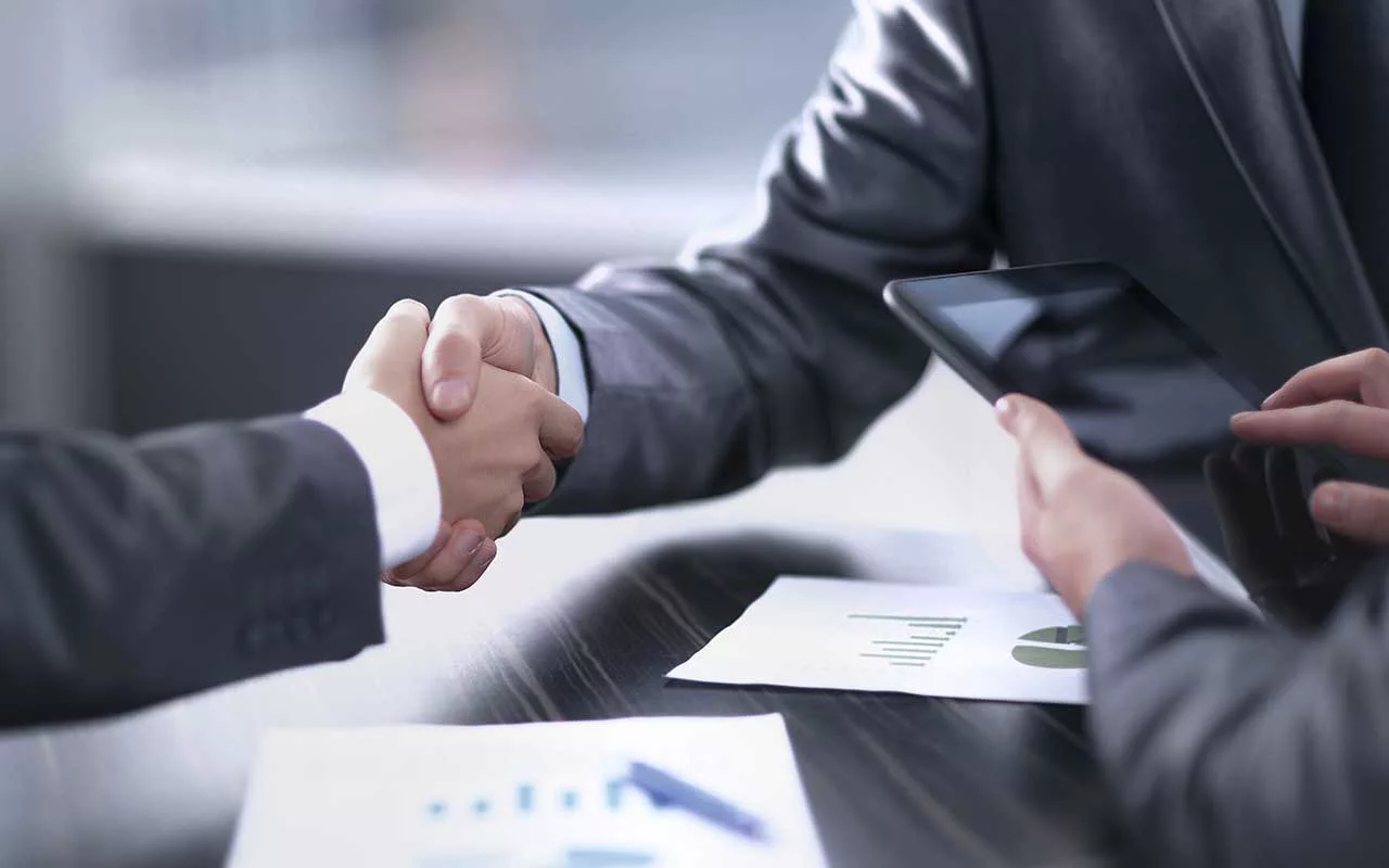 Как финансовые инструменты помогают бизнесу решить проблему неплатежей