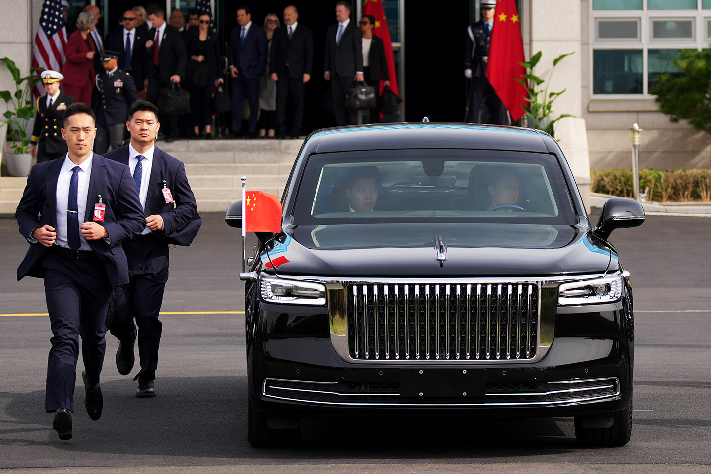 Hongqi N701