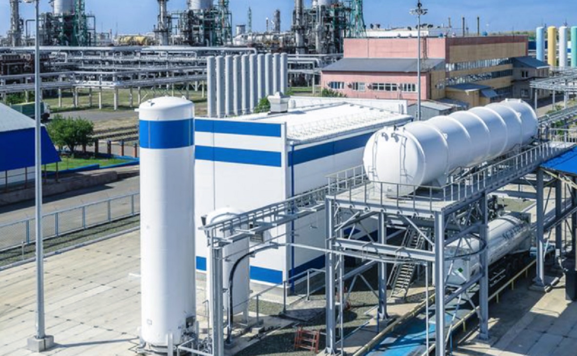 Фото: Салаватский катализаторный завод