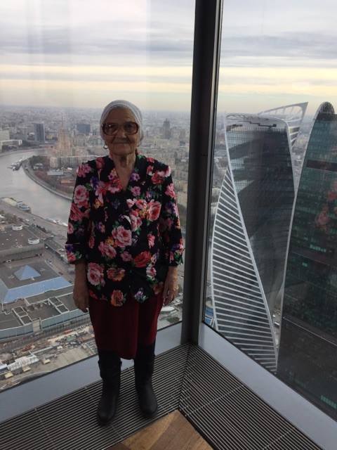 Бабушка Лена увидела Москву с высоты птичьего полета...