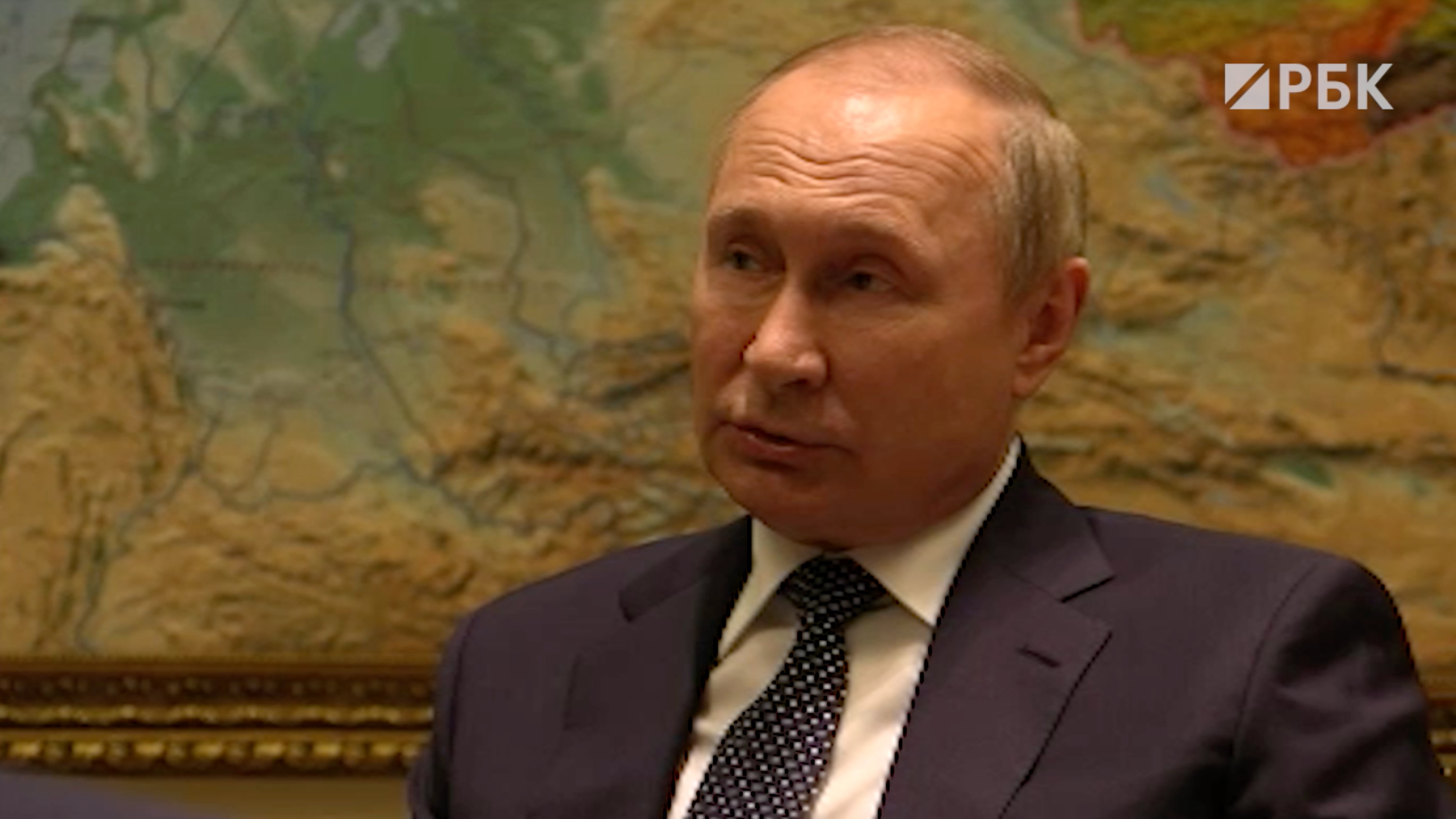 Путин заявил о готовности гарантировать проход судов с пшеницей с Украины