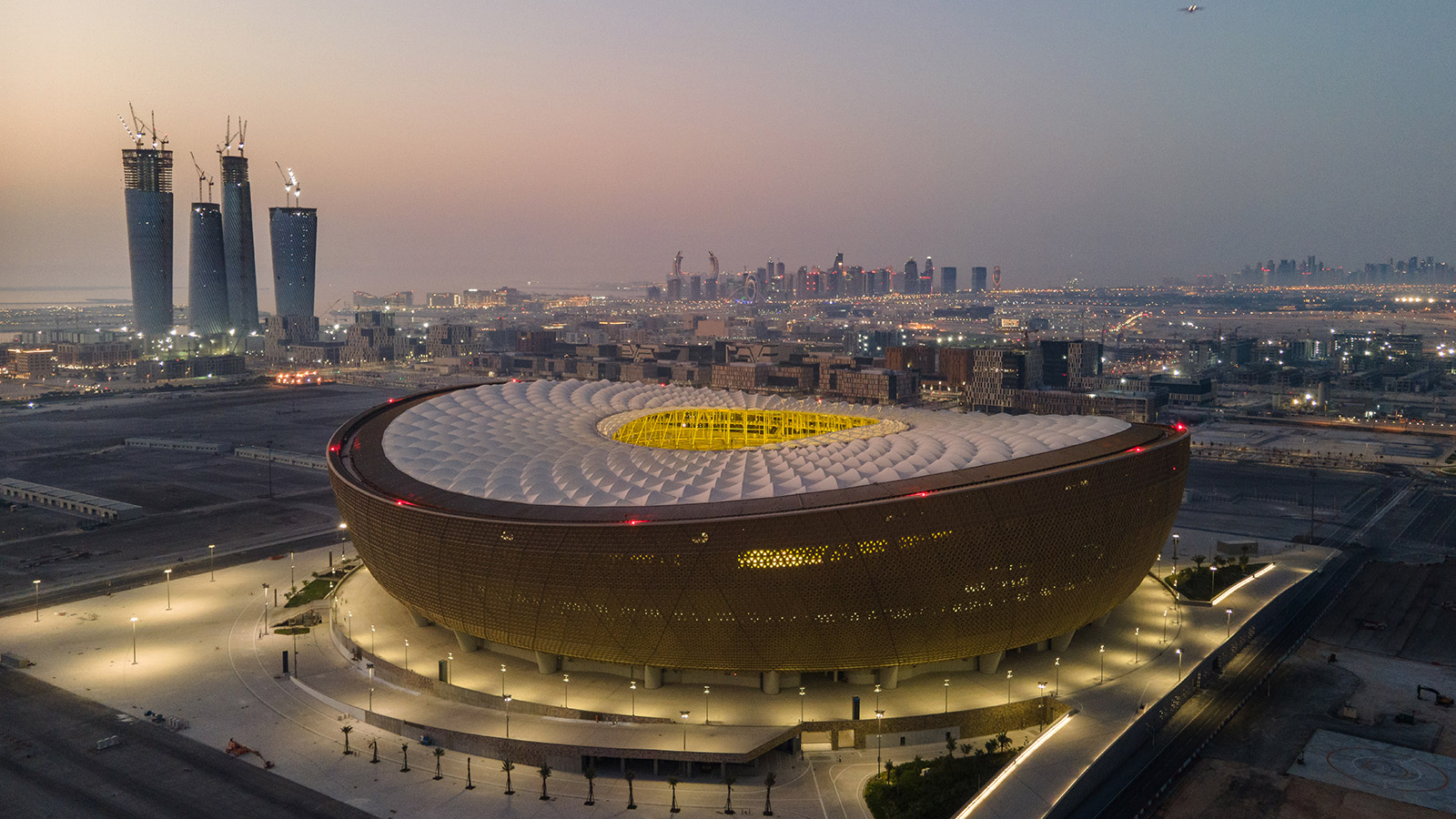 Стадион в Лусаиле, городе, специально построенном к Чемпионату мира по футболу 2022&nbsp;